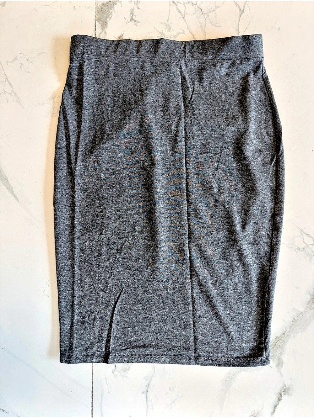 Heart Hips Pencil Skirt in Gray Like New